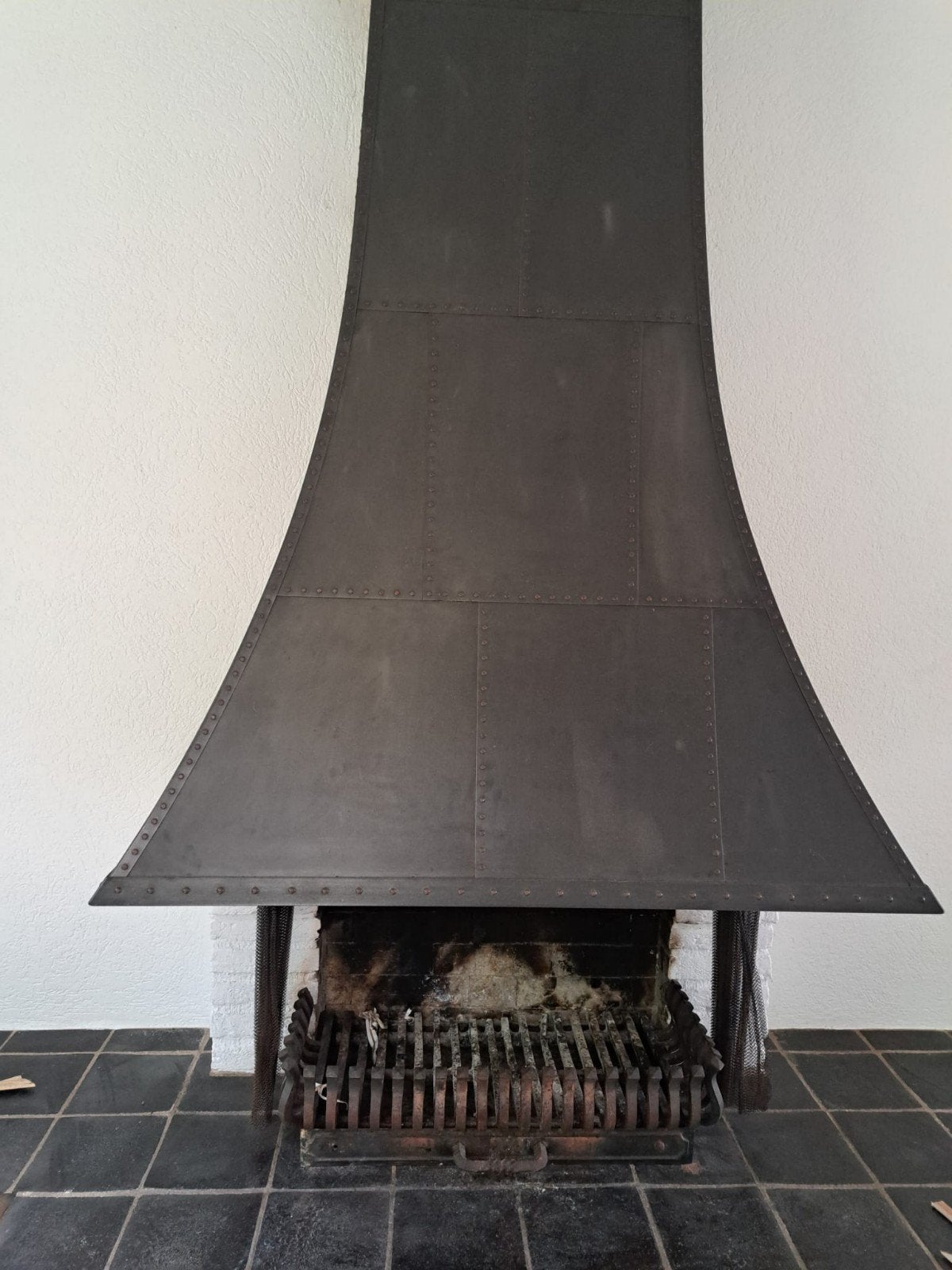 Openhaard met stalen schouw, Ophalen, Vrijstaande haard, Houthaard
