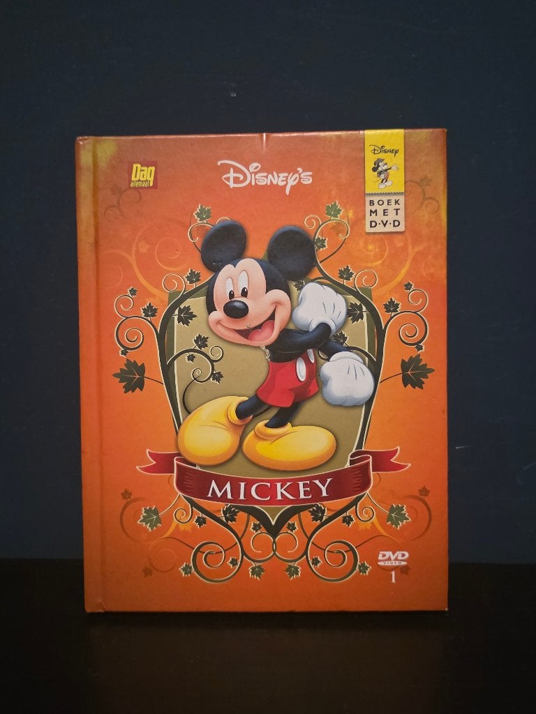 Disney Mickey Boek met DVD Deel 1 2007, Verzamelen, Ophalen of Verzenden, Mickey Mouse, Zo goed als nieuw, Overige typen