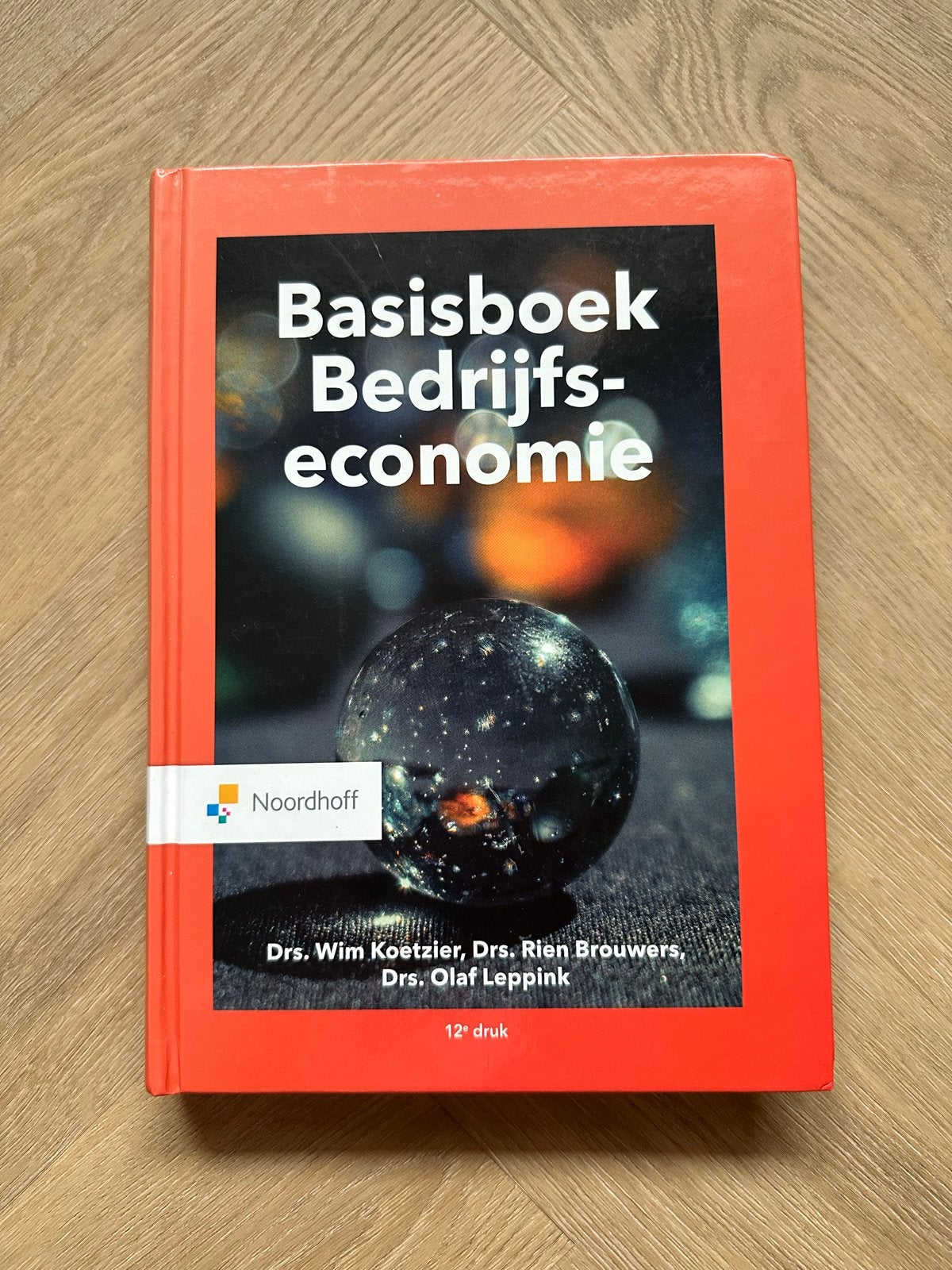 Basisboek Bedrijfseconomie - 12e druk (Noordhoff), Boeken, Ophalen of Verzenden, Zo goed als nieuw, Economie en Marketing