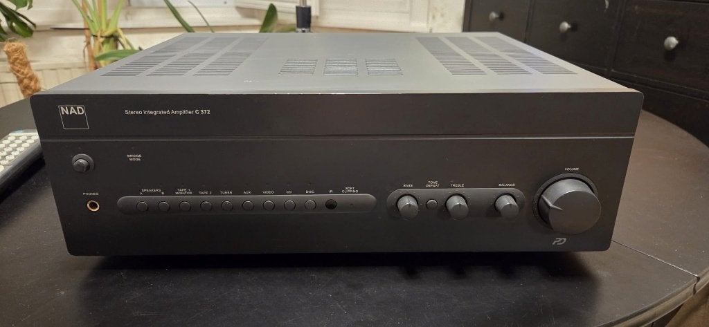 NAD C372 Stereo Integrated Amplifier  met afstandsbediening, Ophalen, Gebruikt, Overige merken