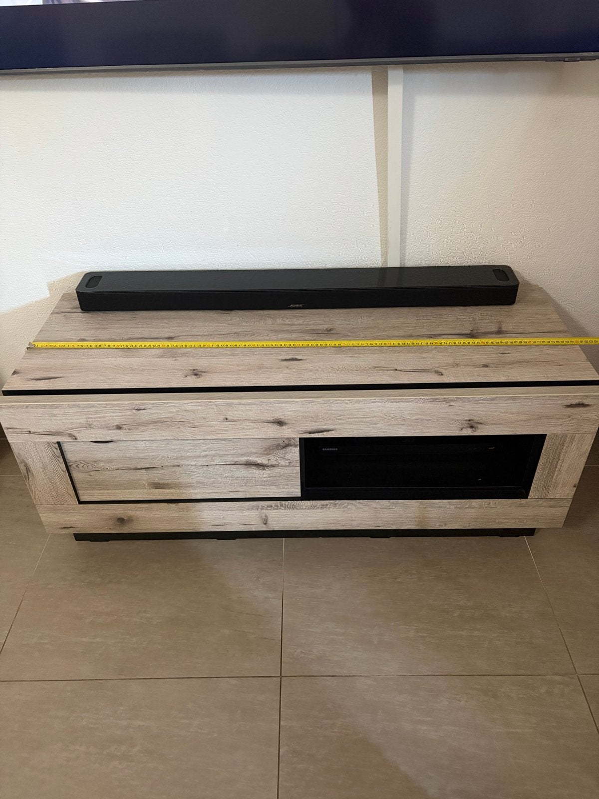 Modern TV-meubel met opbergruimte - Zo goed als nieuw, Ophalen, 100 tot 150 cm, Zo goed als nieuw, Minder dan 100 cm