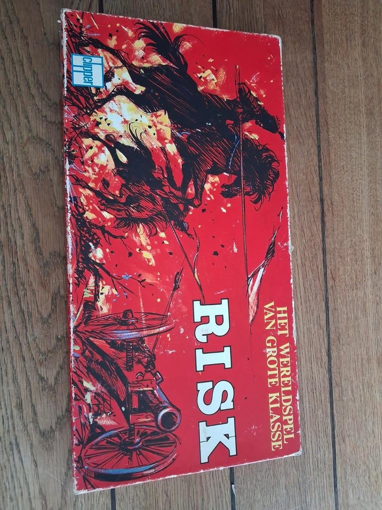Risk spel bordspel rood rode doos vintage, Hobby en Vrije tijd, Ophalen of Verzenden, Gebruikt