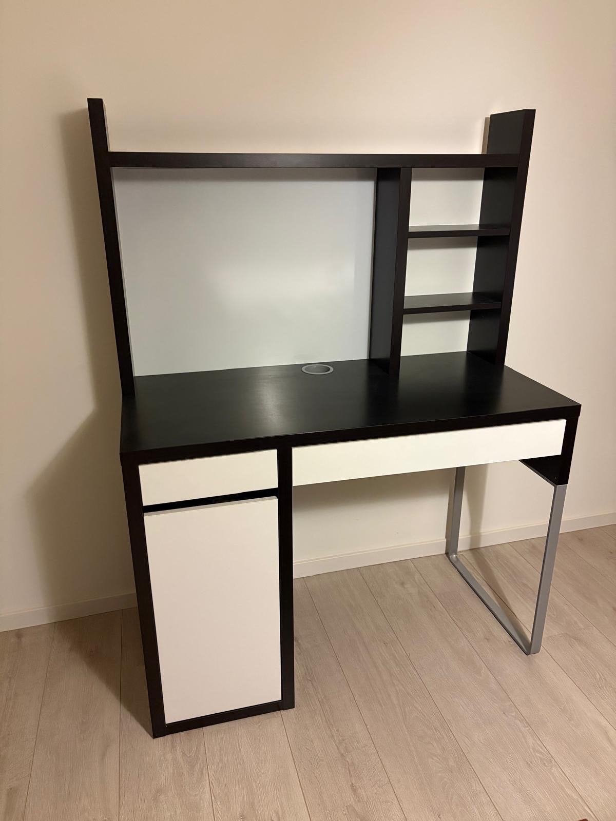 Ikea Micke bureau met opbouw, zeer goede staat, Ophalen, Spaanplaat of MDF, Zo goed als nieuw, IKEA