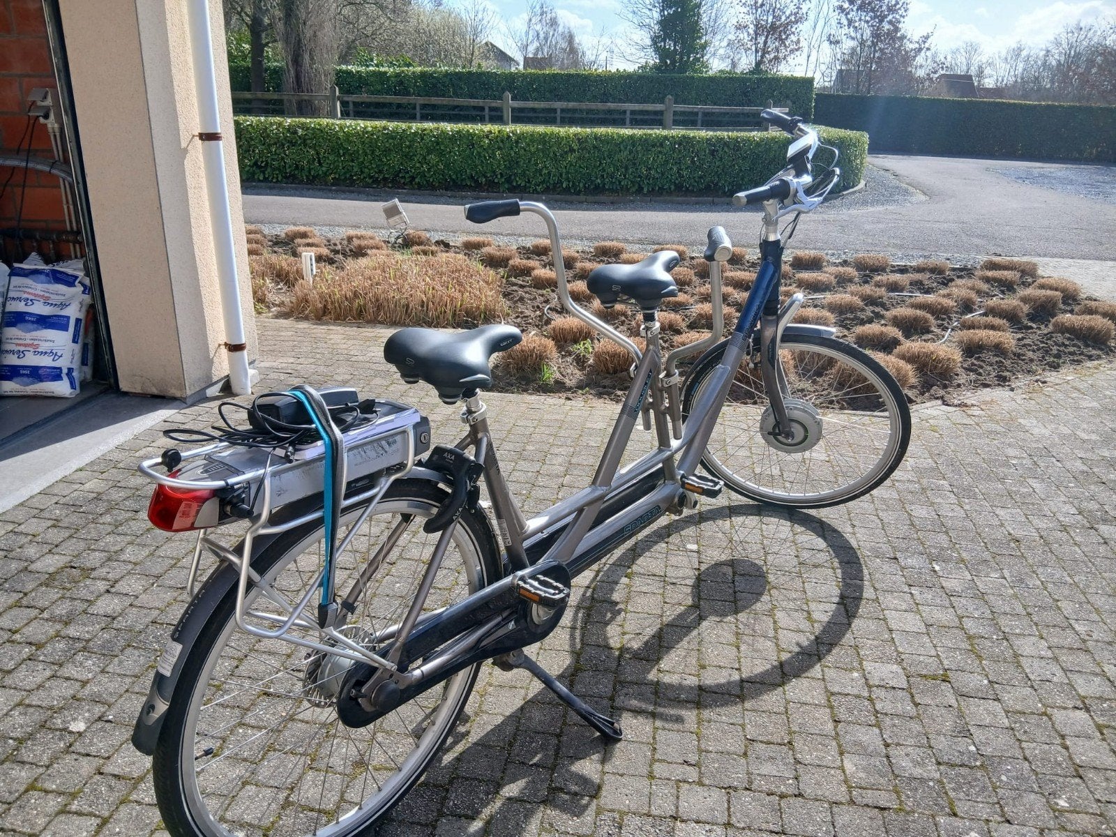 Elektrische  tandemfiets, Elektrisch, Zo goed als nieuw, 2 kinderen, Schijfrem