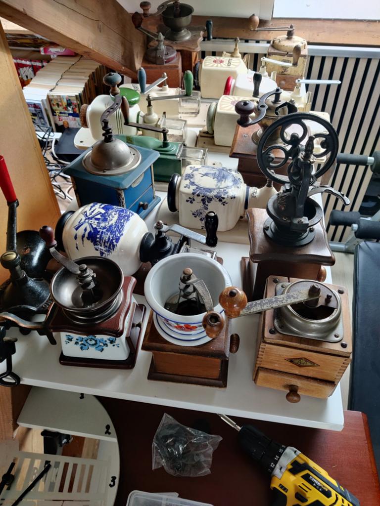 Koffiemolens: Delfts Blauw, Hout, Douwe Eg, Ophalen of Verzenden