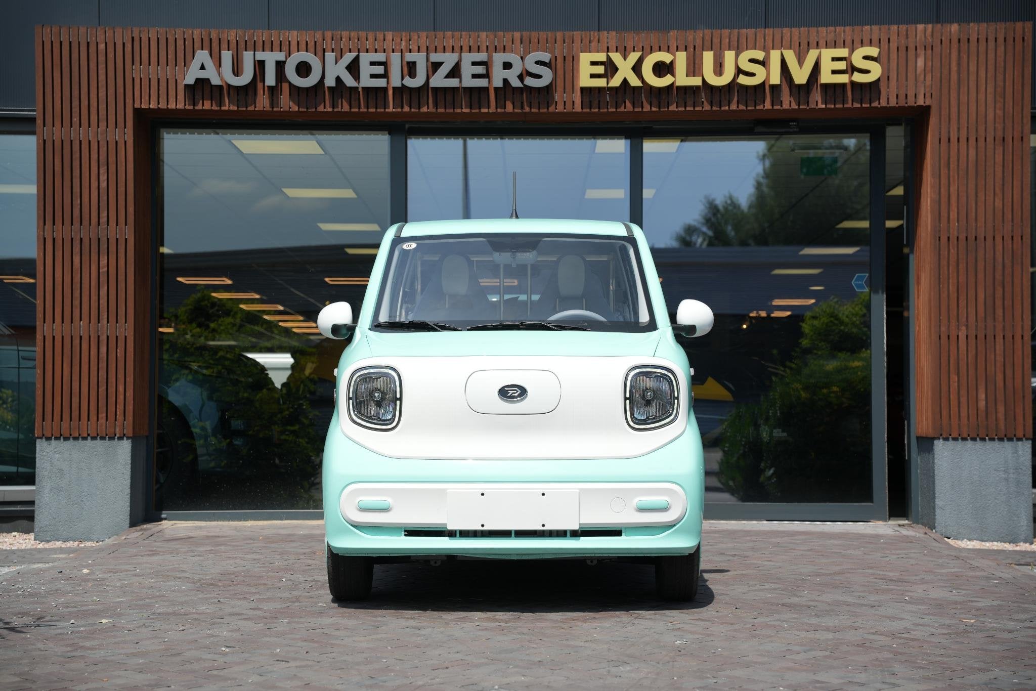 Bontu Mango Airco Radio/Bluetooth Camera 4 zitplaatsen, Auto's, Overige Auto's, Automaat, Stof, Gebruikt, 595 kg