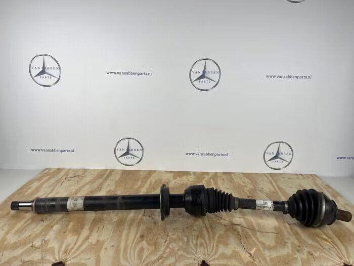 Aandrijfas rechts-voor van een Mercedes CLA, Auto-onderdelen, Transmissie en Toebehoren, Ophalen of Verzenden, Gebruikt