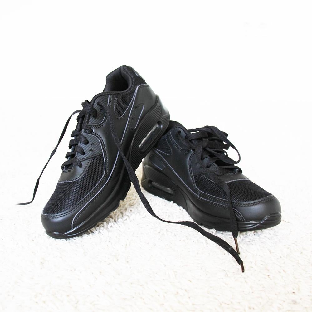 Mooie Zwarte Sport Schoenen (Maat 39) € 20,-, Zwart, Nieuw, Ophalen of Verzenden, Sneakers of Gympen