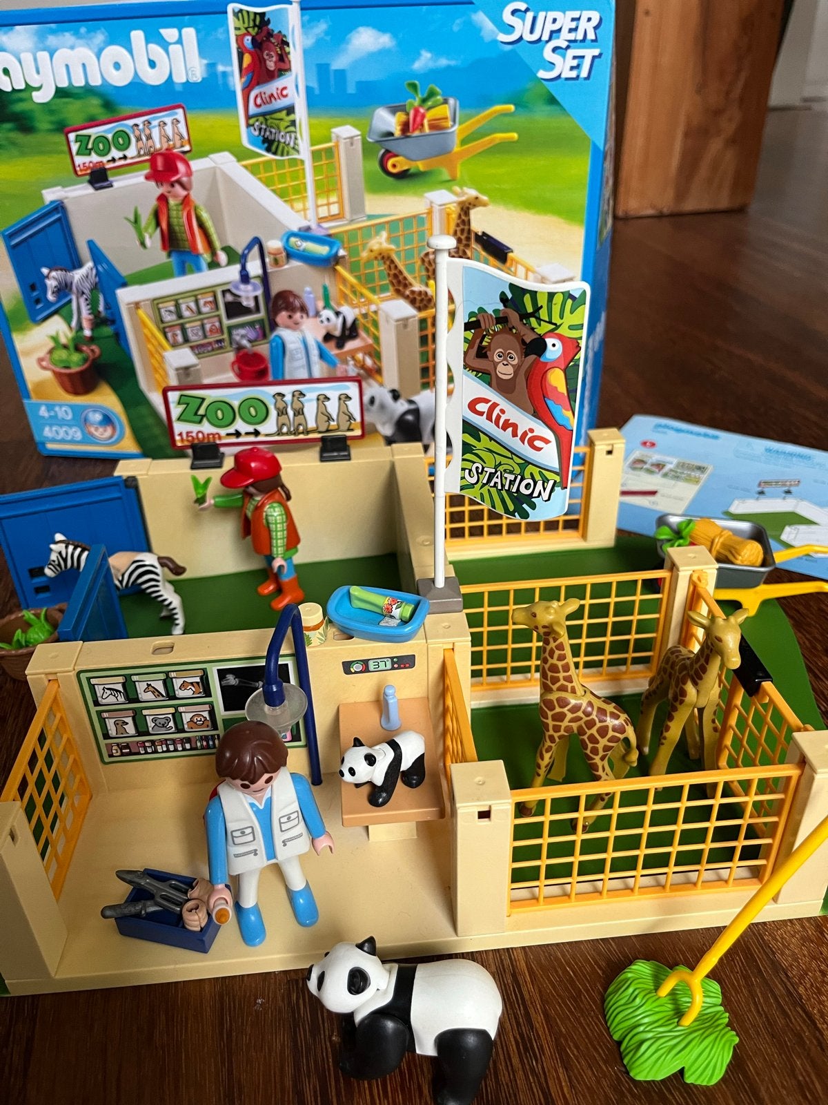Playmobil Zoo Dierenkliniek Super Set 4009 met doos en handl