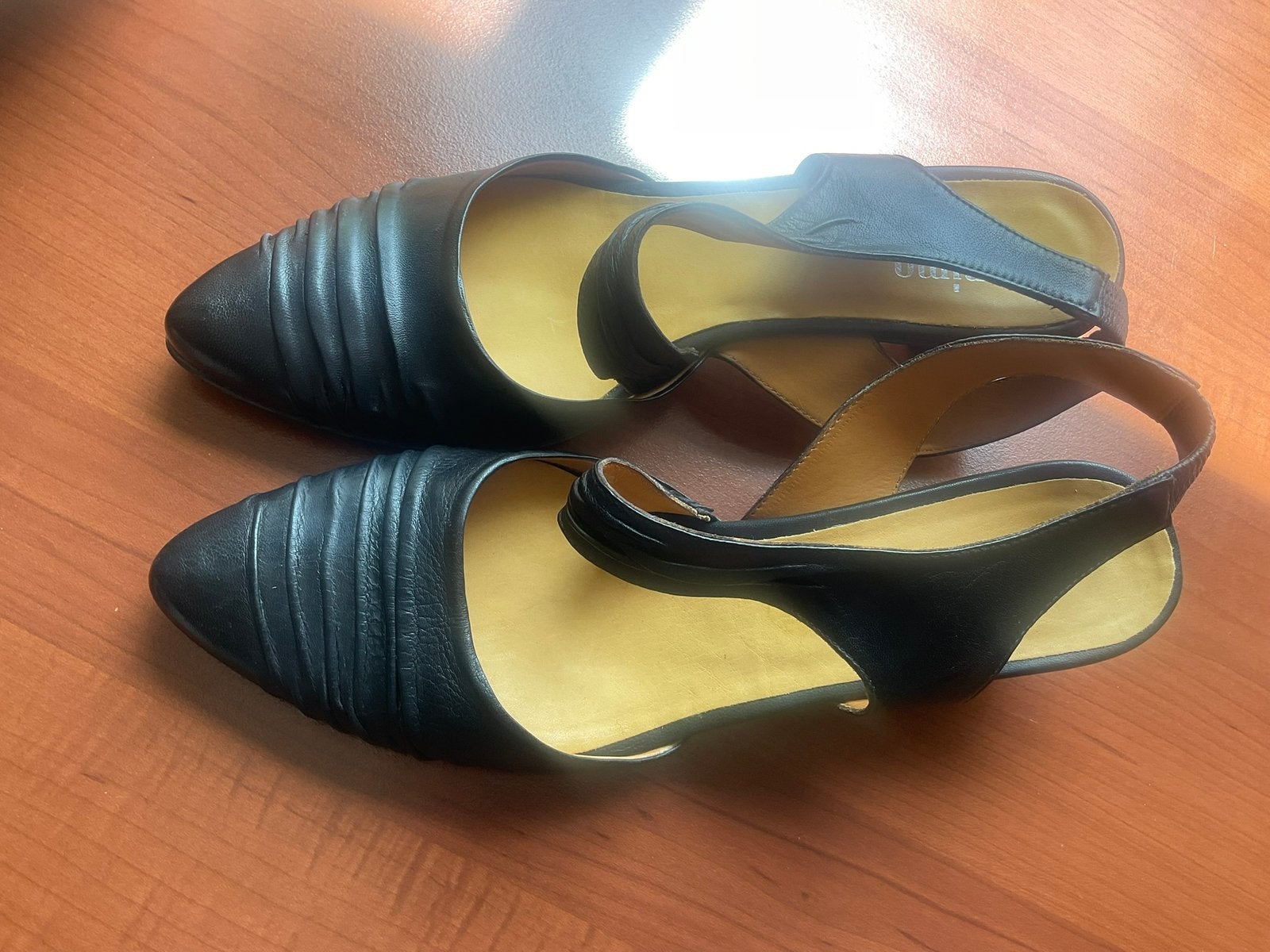 ANIMO leren sling back maat 38.5 / zwart / zgan, Ophalen of Verzenden, Zo goed als nieuw, Zwart, Sneakers of Gympen