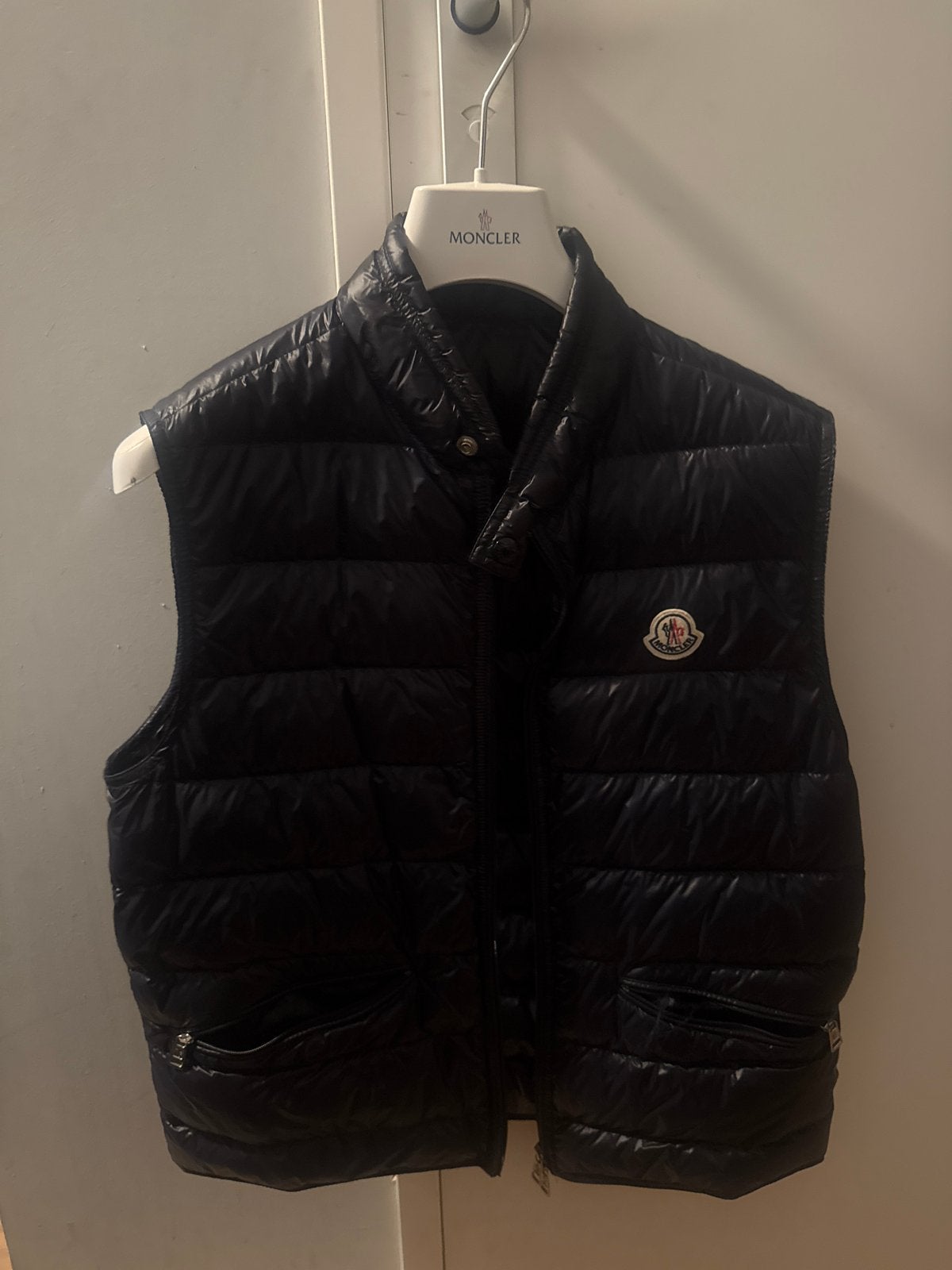 Moncler bodywarmer orgineel Maat 2 / M, Ophalen of Verzenden, Zo goed als nieuw, Maat 48/50 (M), Zwart