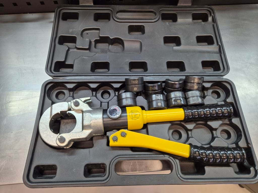 Perstang met bekken set TH- Hydraulisch, Ophalen of Verzenden, Zo goed als nieuw