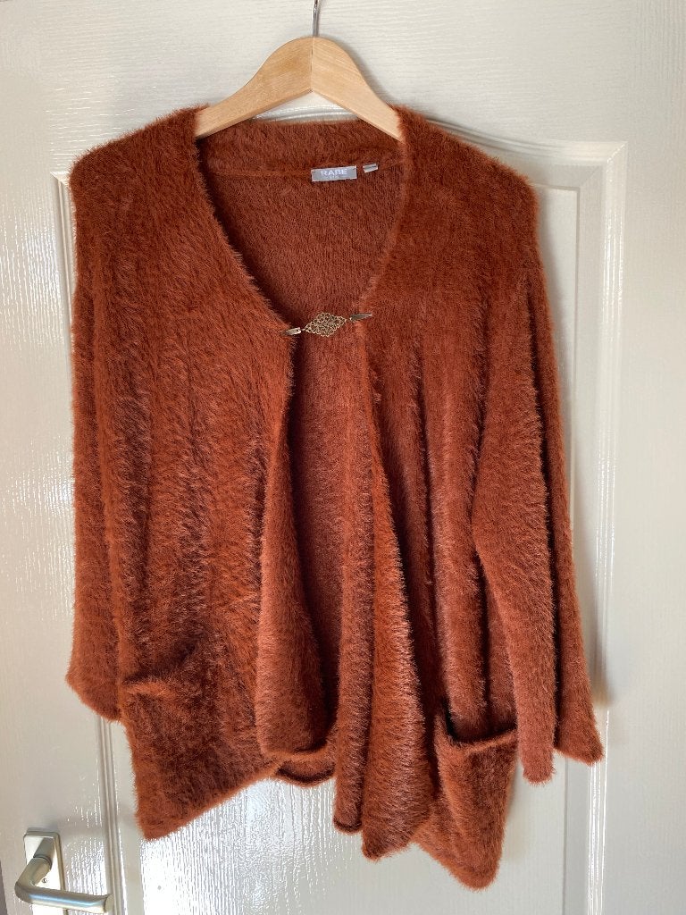 Cognac kleurig vest, Rabe, Bruin, Maat 42/44 (L), Ophalen of Verzenden