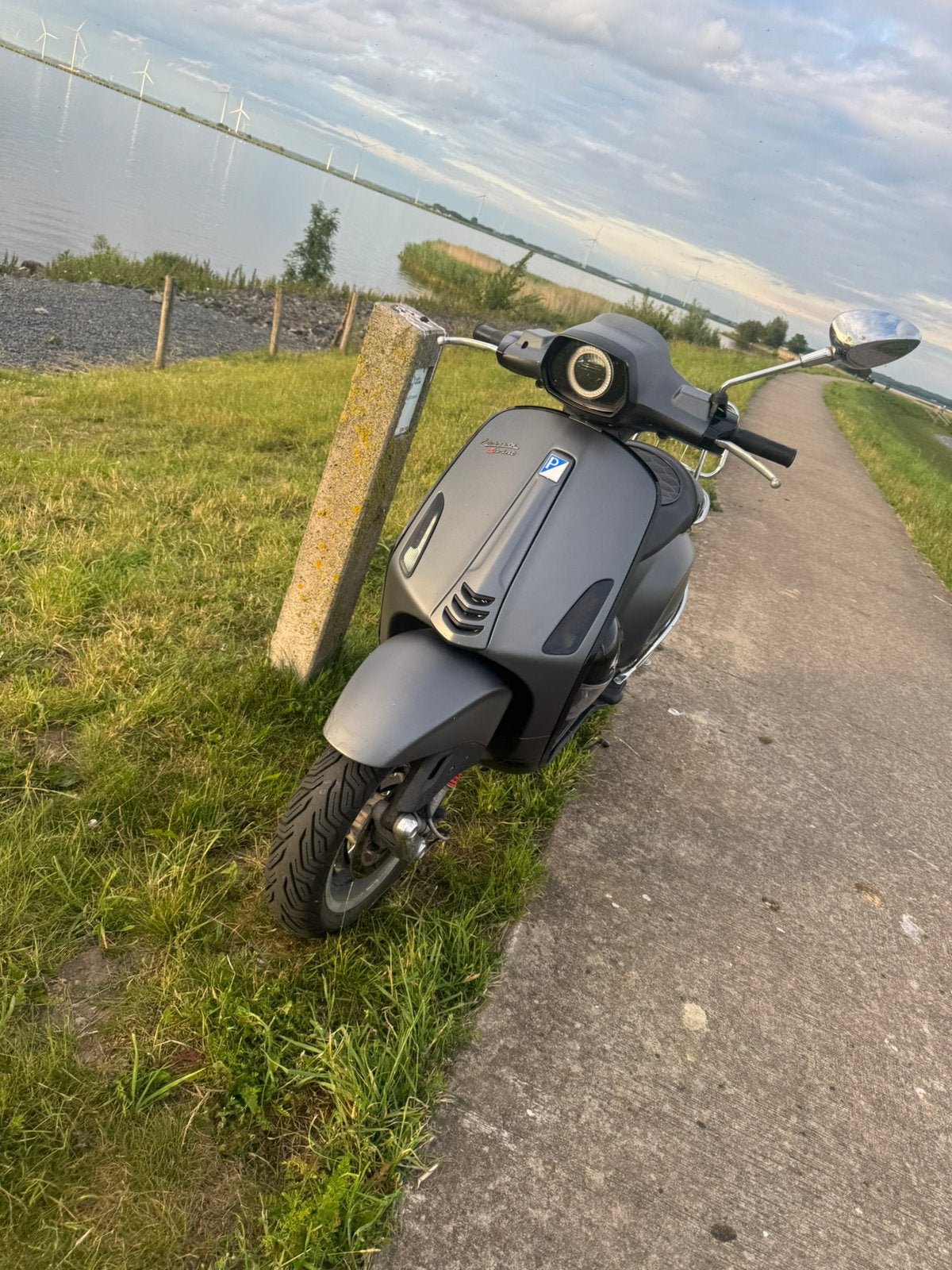 Vespa sprint. ZONDER 123!, Fietsen en Brommers, Scooters | Vespa, Ophalen, Maximaal 45 km/u, Vespa S, Zo goed als nieuw