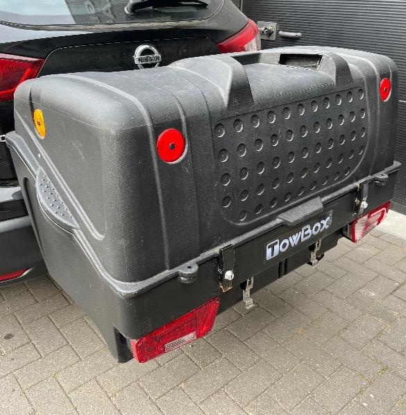 TowBox bagagebox trekhaak 280L | Huren Deventer | Vakantie, Ophalen, Nieuw