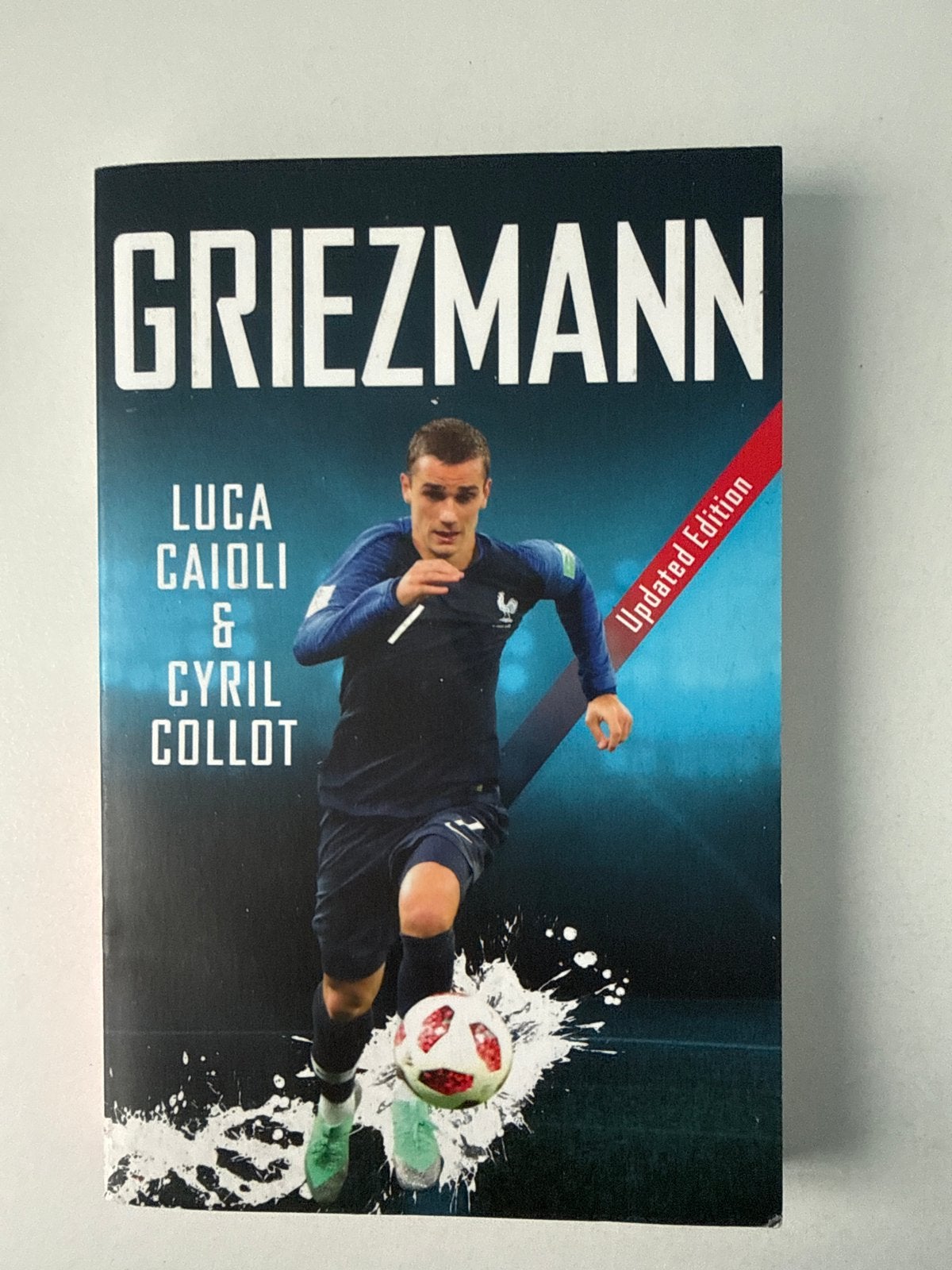 Griezmann - Luca Caioli & Cyril Collot - Voetbalbiografie, Ophalen of Verzenden, Gelezen, Balsport