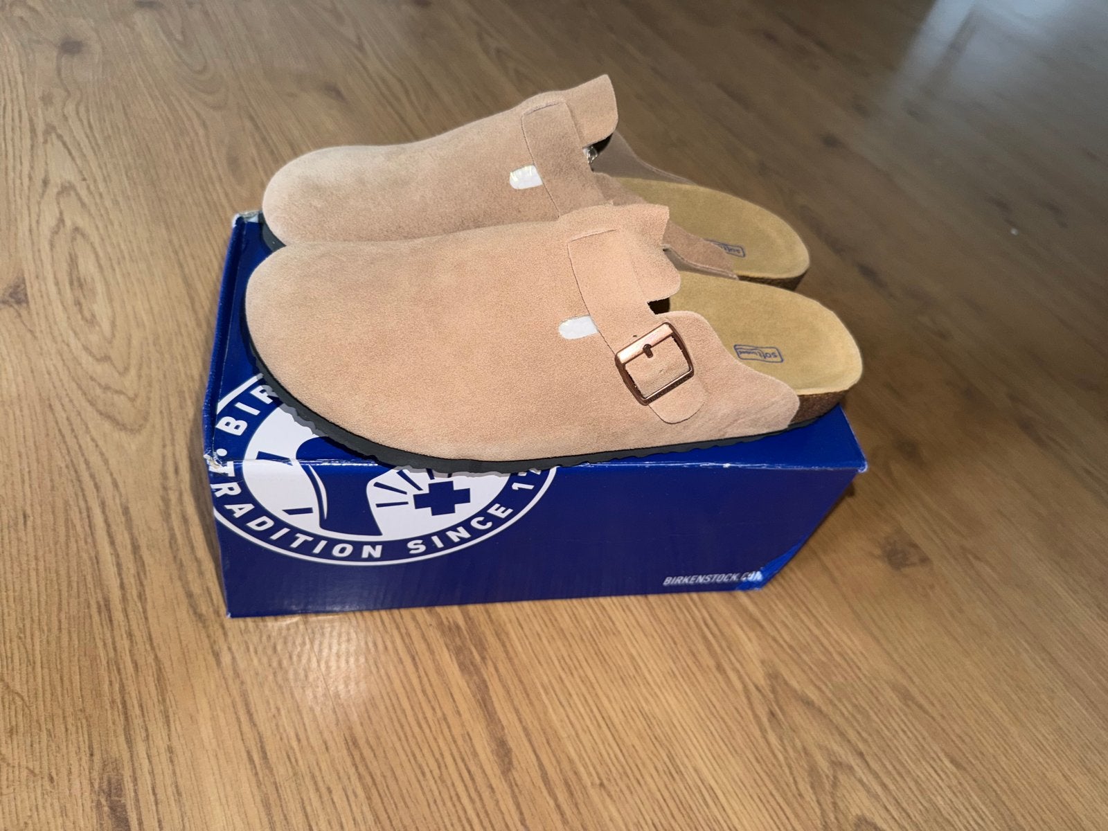 Birkenstock Boston Clogs - Nieuw met doos - Maat 42, Kleding | Dames, Schoenen, Nieuw, Ophalen of Verzenden, Instappers, Beige