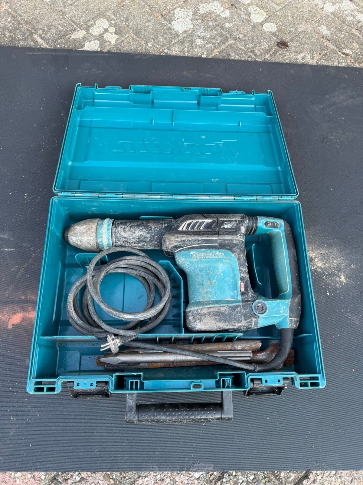 Makita breekhamer, Ophalen, Boor- en/of Breekhamer, Variabele snelheid, Gebruikt