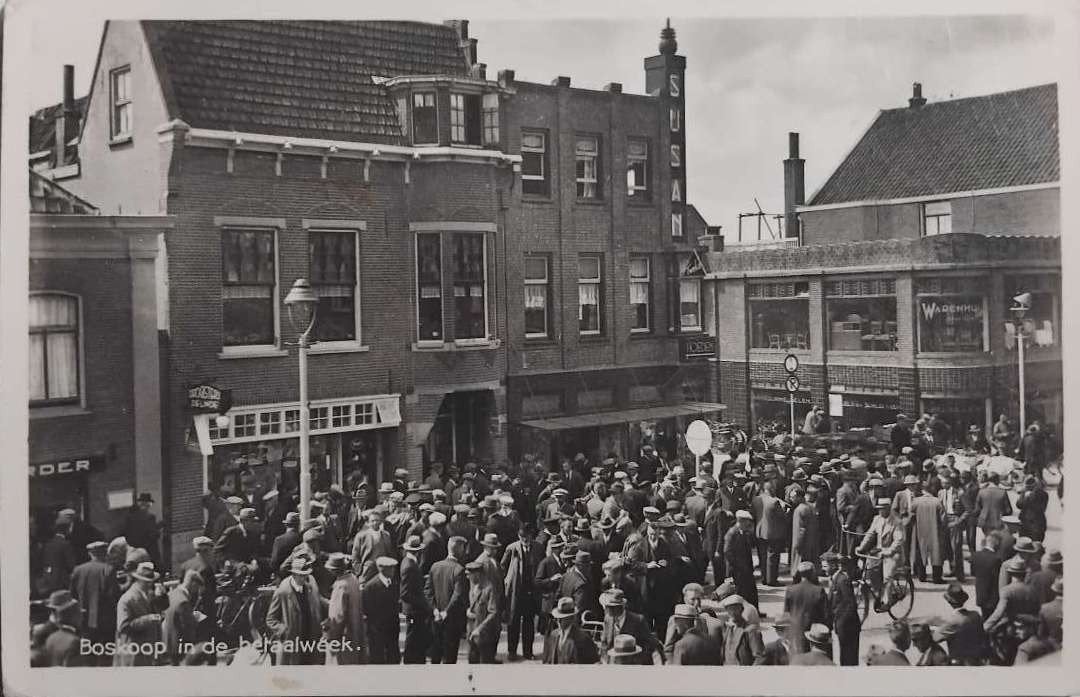 Boskoop (1941) – In de Betaalweek – Susan, Ophalen of Verzenden, 1940 tot 1960, Gelopen, Zuid-Holland