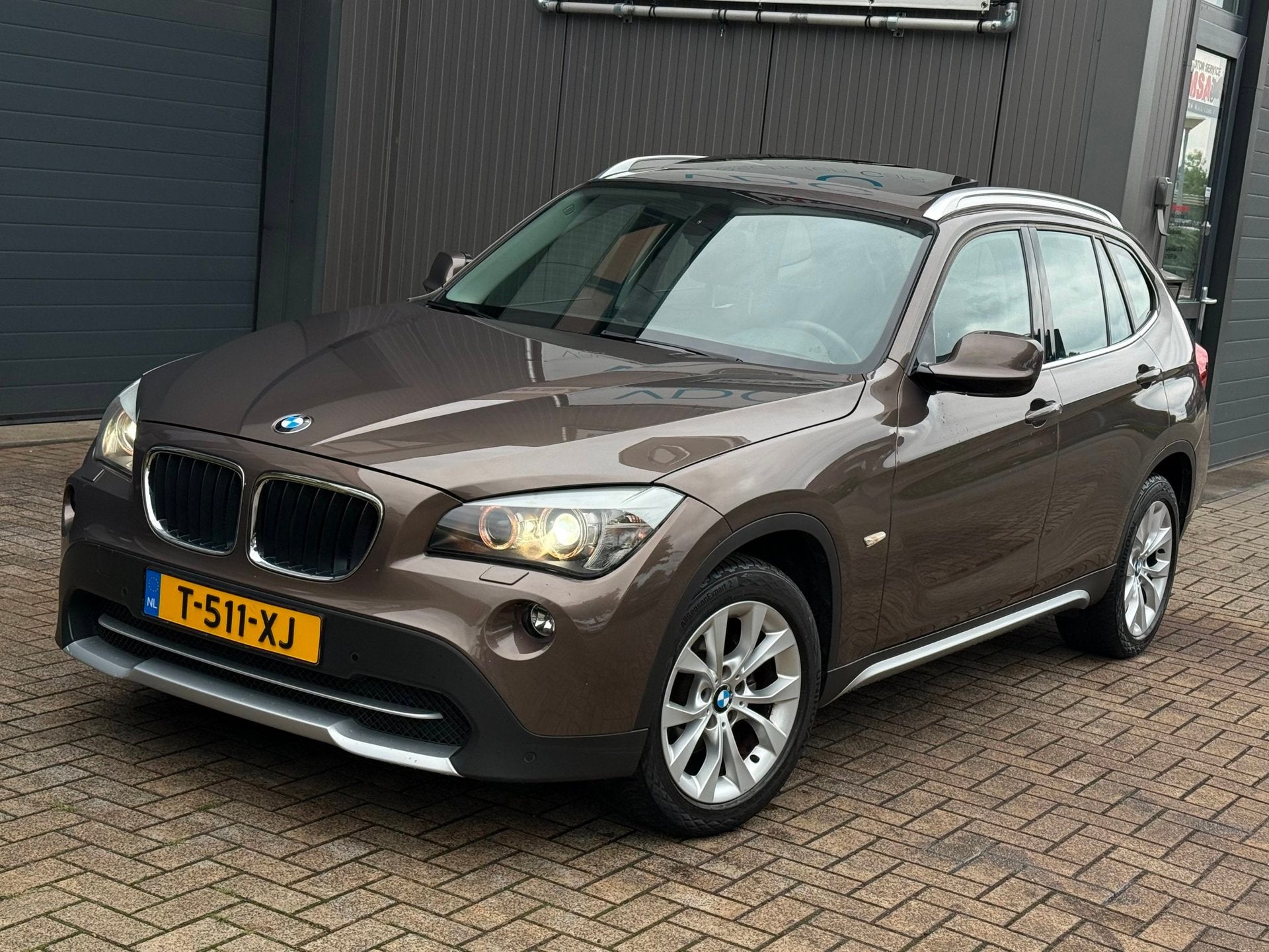BMW X1 SDrive18i Executive | 150 PK | Leder | Panoramadak, Auto's, X1, Euro 5, Achterwielaandrijving, Zwart