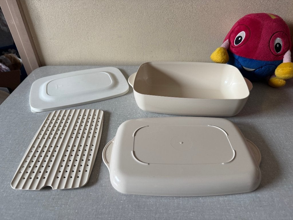 Z.G.A.N. magnetronschaal TUPPERWAVE 200 Tupperware 4 dlg WIT, Schaal, Wit, Ophalen of Verzenden, Zo goed als nieuw