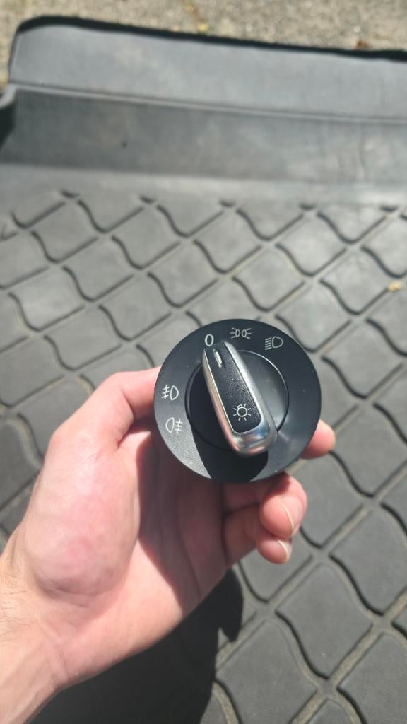 Lichtschakelaar VW Golf 5/6 / Caddy / Touran, Auto-onderdelen, Ophalen of Verzenden, Gebruikt, Volkswagen