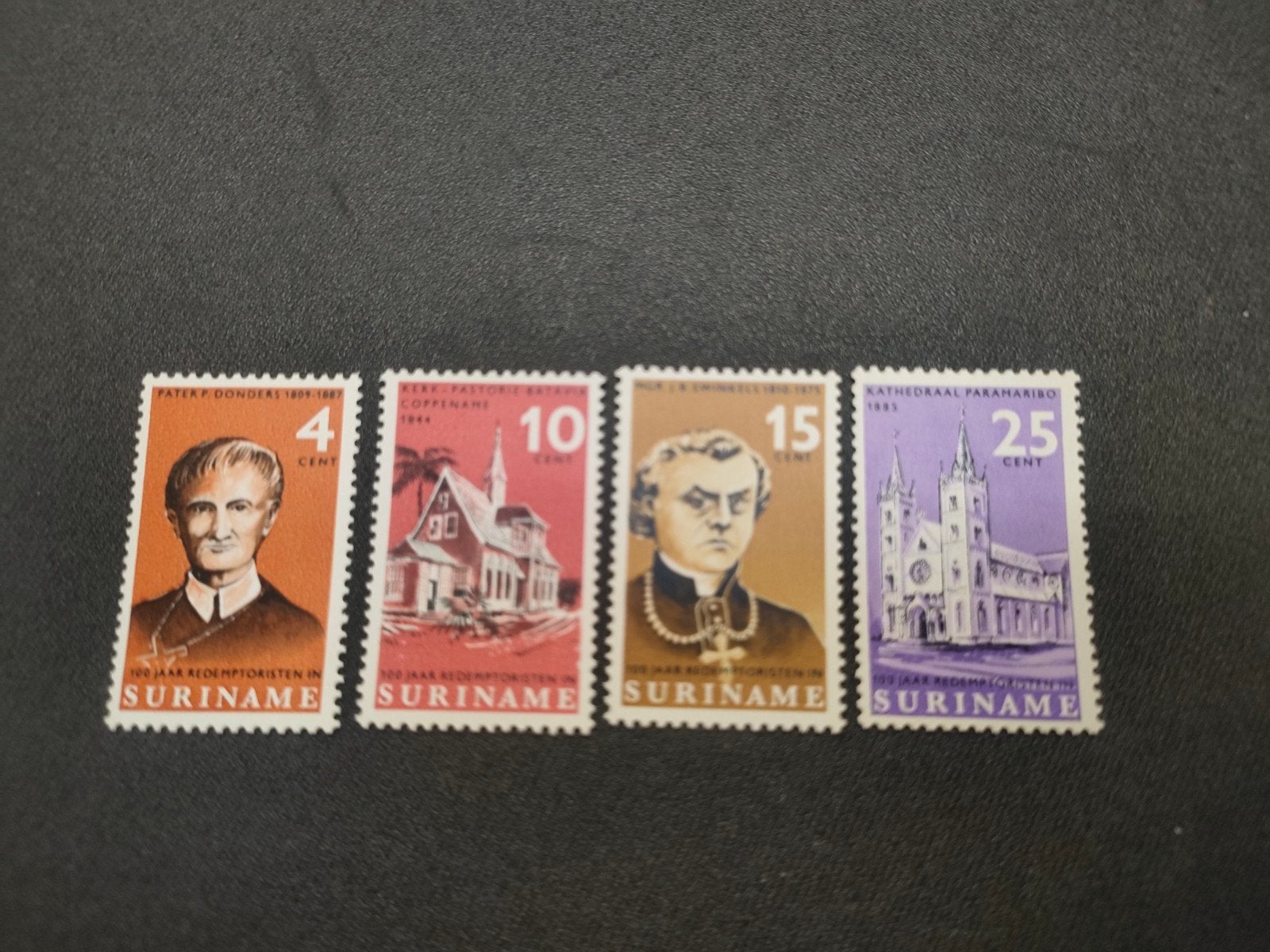 Suriname Postzegels - Pater Donders & Kathedraal Paramaribo, Postzegels en Munten, Frankeerzegel, Ophalen of Verzenden, Zonder stempel