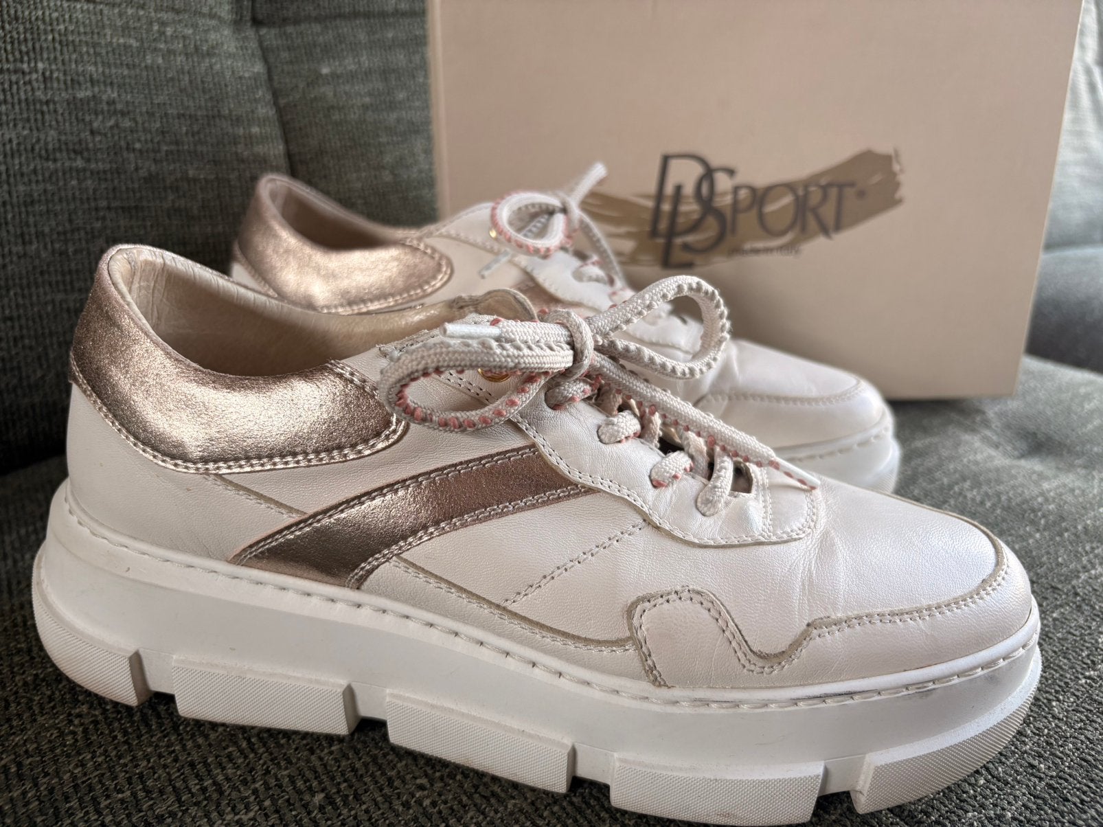 DL Sport / DLSport mt 40 Echt leren damesschoenen / sneakers, Kleding | Dames, Schoenen, Wit, Ophalen of Verzenden, Sneakers of Gympen