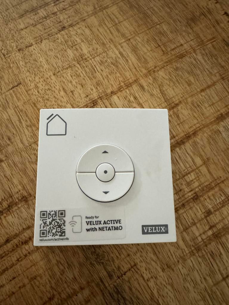 Nieuwe Velux rolluik afstandsbediening - Nieuw, Ophalen, Wit, Nieuw, Minder dan 100 cm