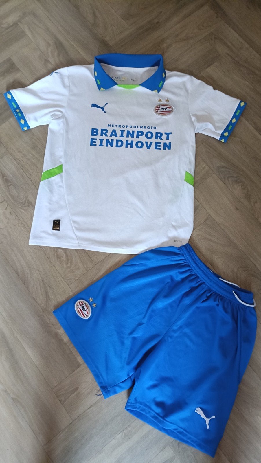 PSV 24/25 tenue M, Sport en Fitness, Ophalen of Verzenden, Nieuw, Shirt