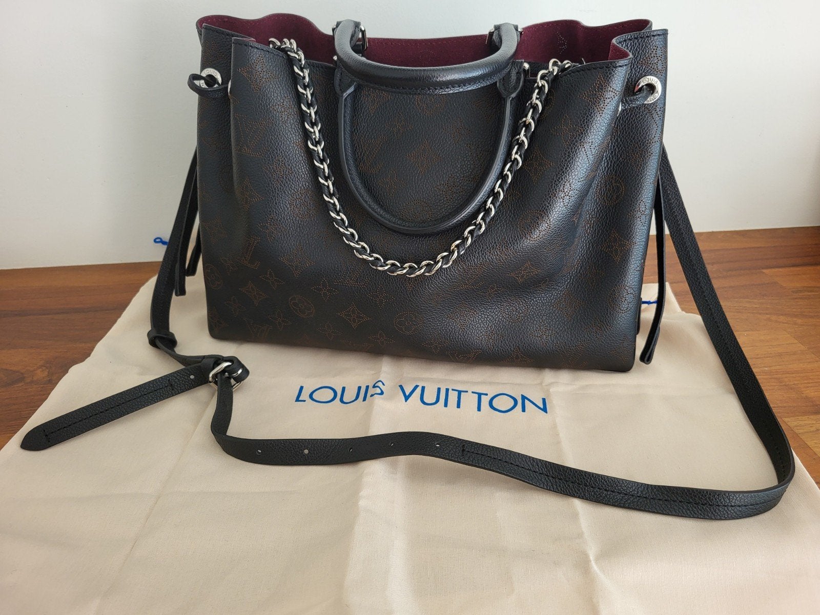 Zwarte kalfsleren tas LV Monogram Mahina Bella Tote, Ophalen of Verzenden, Zo goed als nieuw, Zwart, Schoudertasje