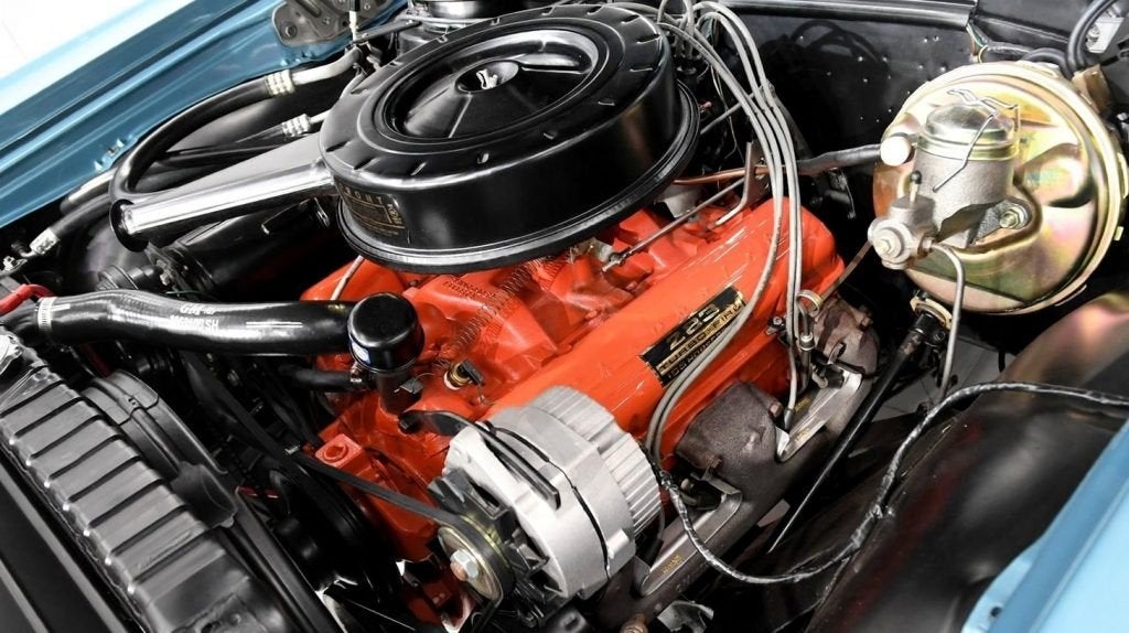 Gezocht: Chevrolet 327 Small Block motor (1962-1967), Ophalen of Verzenden