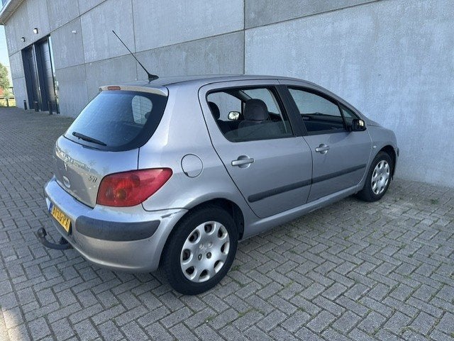Peugeot 307 1.6-16V XT (bj 2003), Auto's, Peugeot, Electronic Stability Program (ESP), Gebruikt, 4 cilinders, 610 kg