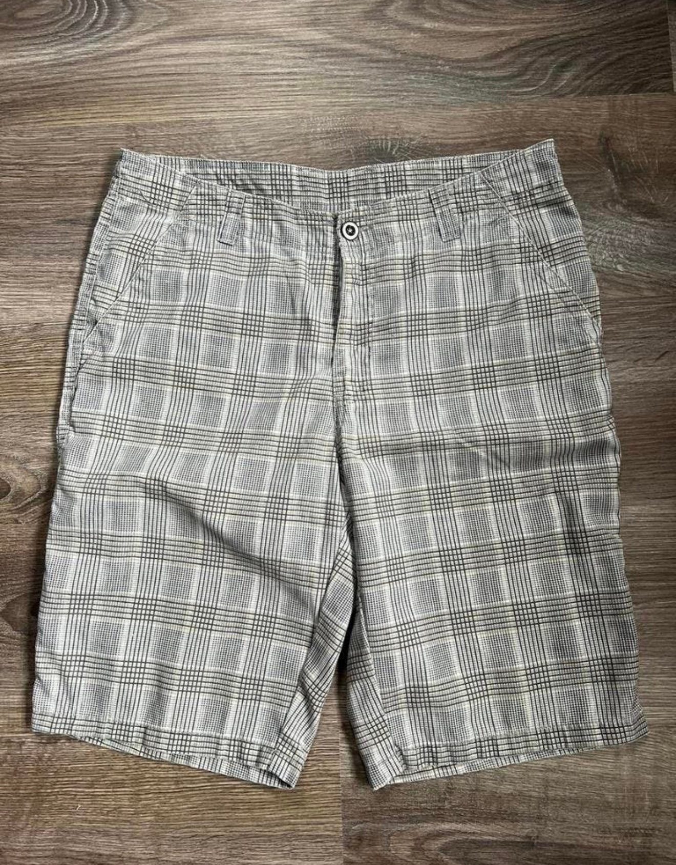 Korte broek, Ophalen of Verzenden, Zo goed als nieuw, Maat 52/54 (L)