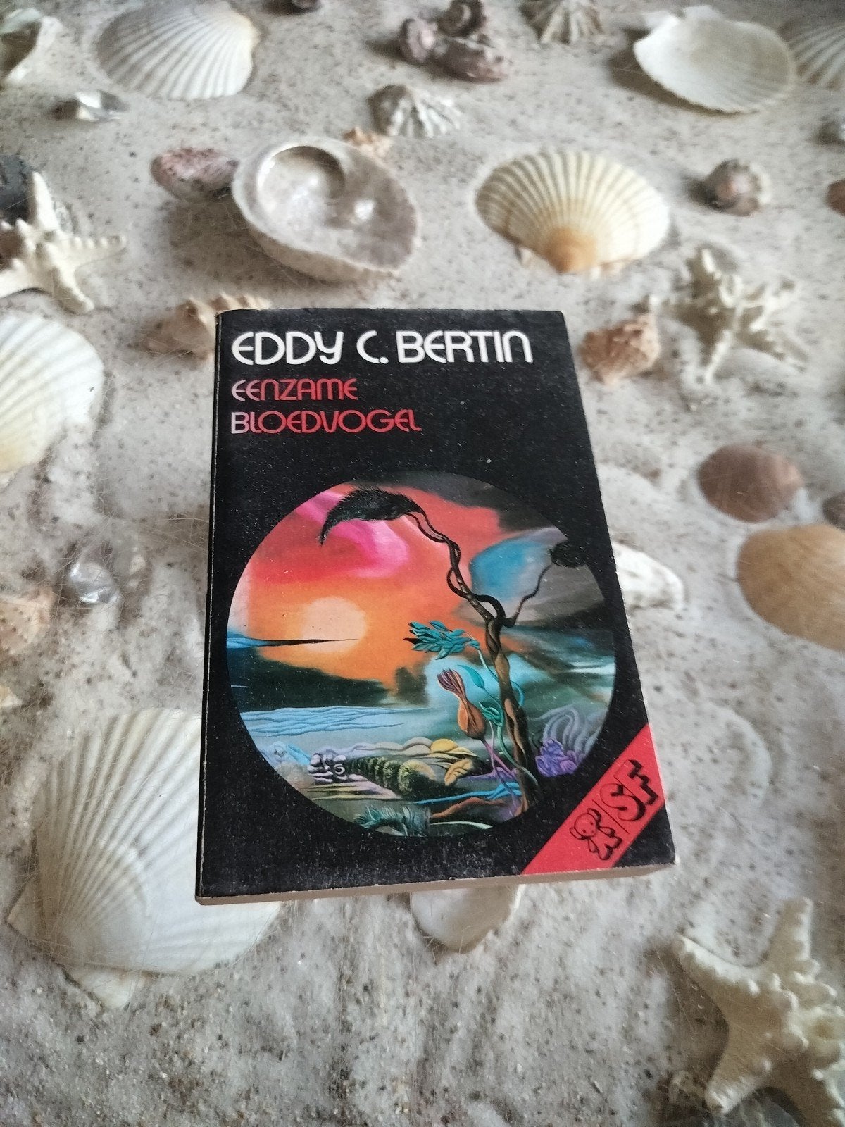 Eddy C. Bertin - Eenzame bloedvogel, Ophalen of Verzenden, Gelezen