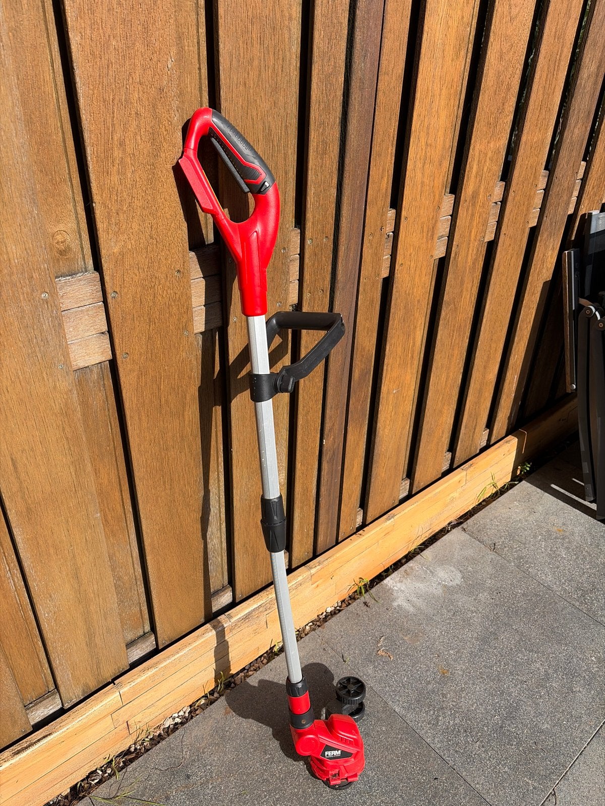 Ferm grastrimmer zonder accu, Ophalen of Verzenden, Gebruikt, Accu