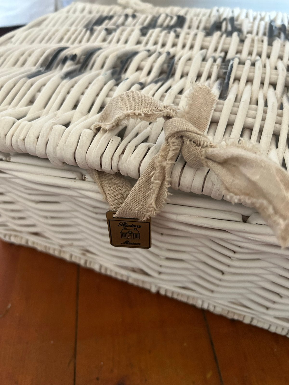 Set van 2 rotan Grand Hotel met gouden label Riviera Maison, Ophalen of Verzenden, Gebruikt, Overige materialen