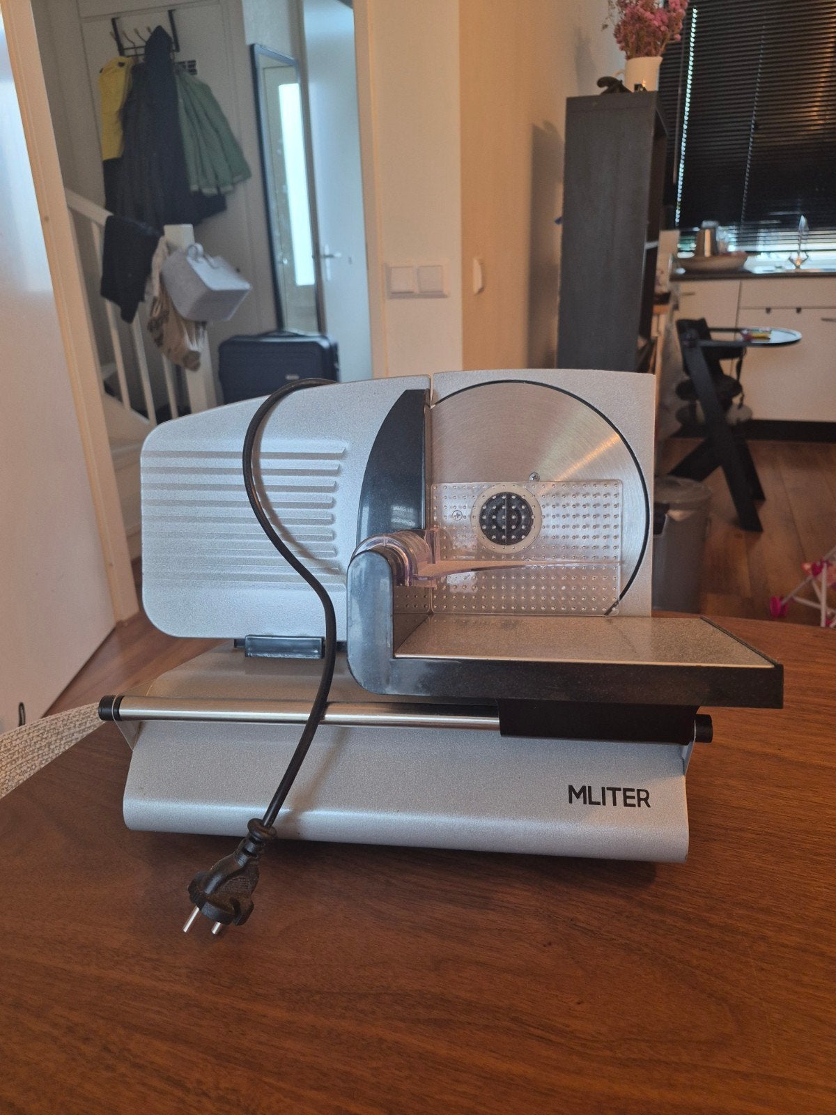 Elektrische snijmachine MLITER, Ophalen, Zo goed als nieuw