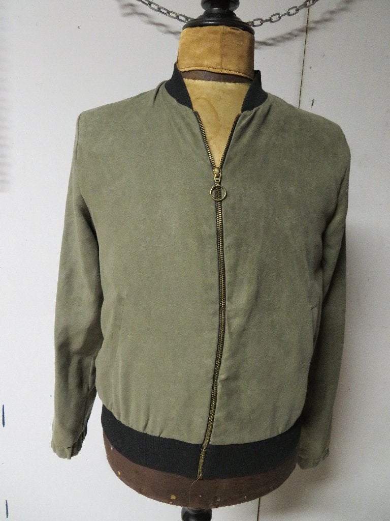 Dames jas Atmosphere maat 42 Z.G.A.N. groen, Kleding | Dames, Atmosphere, Maat 42/44 (L), Ophalen of Verzenden, Zo goed als nieuw