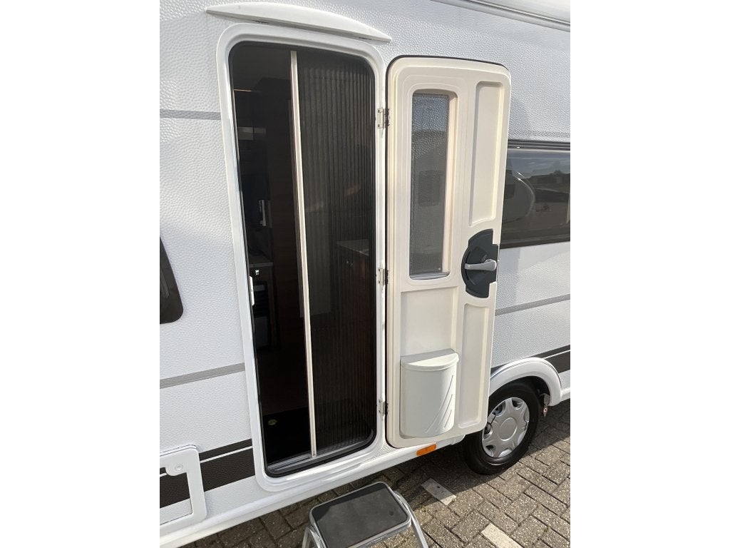 Dethleffs Nomad 530 DR QUEENSBED-MOVER-LUIFEL, Rondzit, Bedrijf, Overige typen, 1250 - 1500 kg
