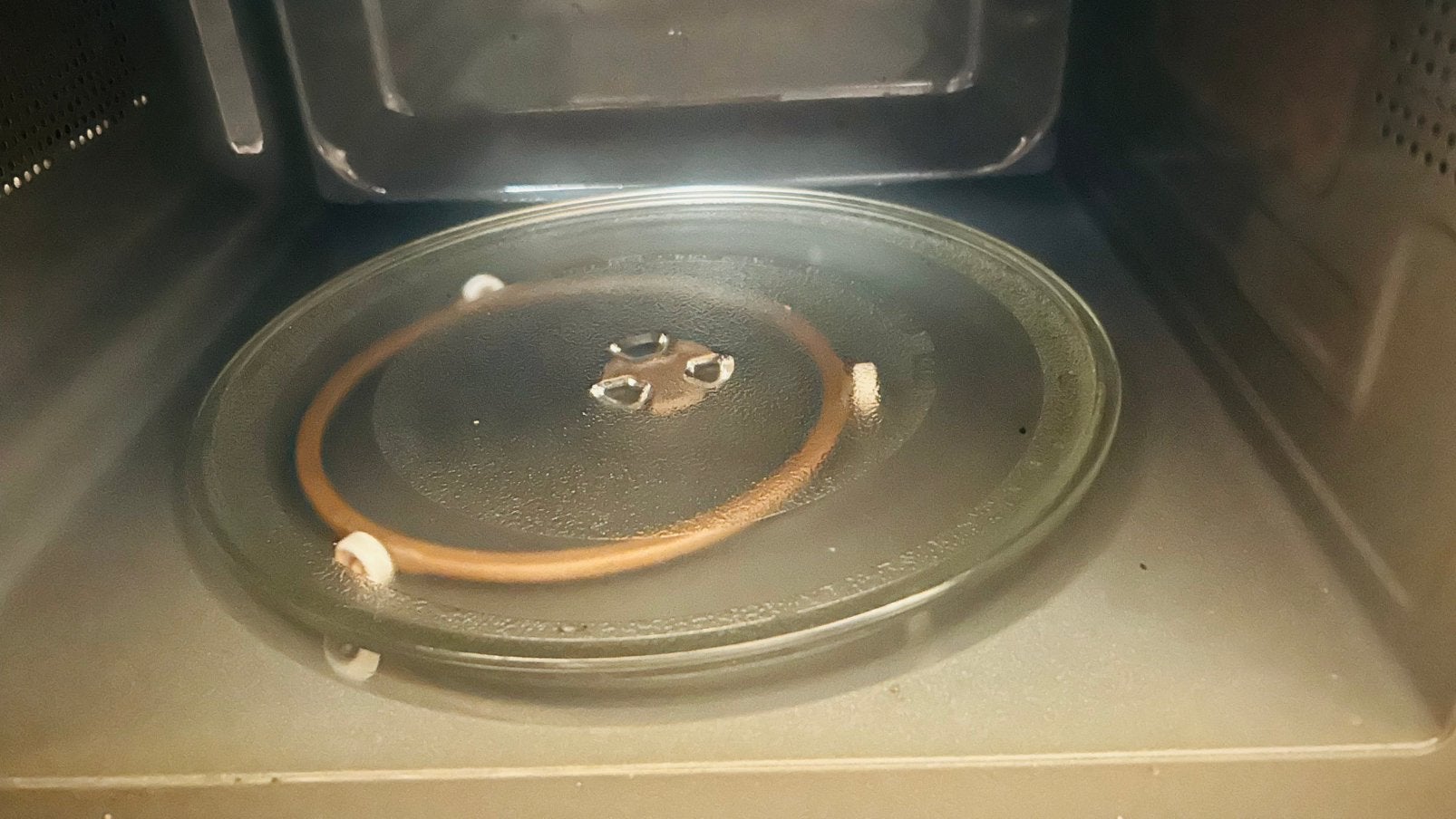 Severin combi Magnetron - Zilver/Zwart - Goede staat, Ophalen, Gebruikt, Magnetron, Draaiplateau