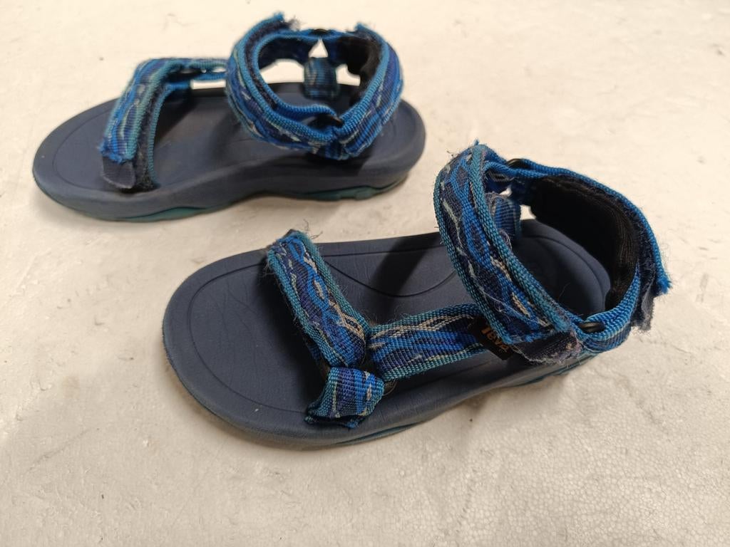 Teva sandalen maat 24-25, Gebruikt, Overige typen, Ophalen of Verzenden