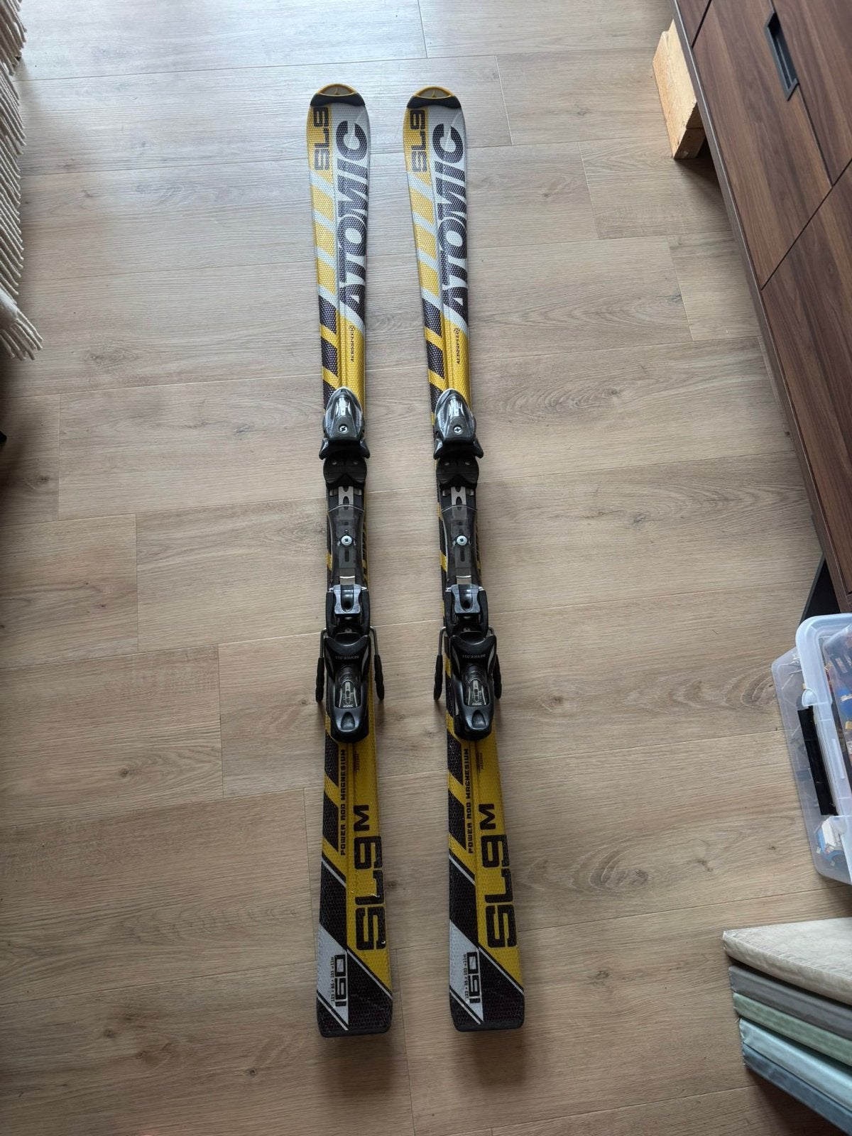 Atomic SL9M Ski's - 160 cm - Zo goed als nieuw, Ophalen, 160 tot 180 cm, Zo goed als nieuw, Carve