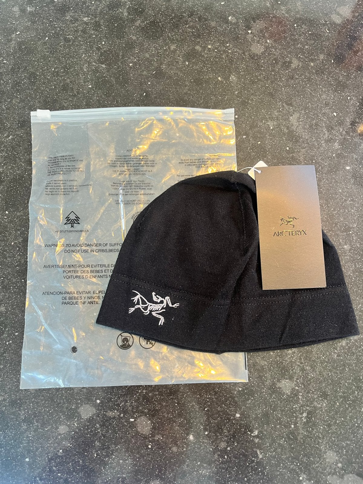 Arc'teryx Rho Lightweight toqou - Zwart - One Size, Ophalen of Verzenden, Nieuw, One size fits all, Hoed