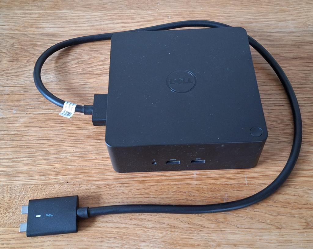 Dell Docking Station TB18DC met 240W adapter, Ophalen of Verzenden, Dell, Docking station, Gebruikt