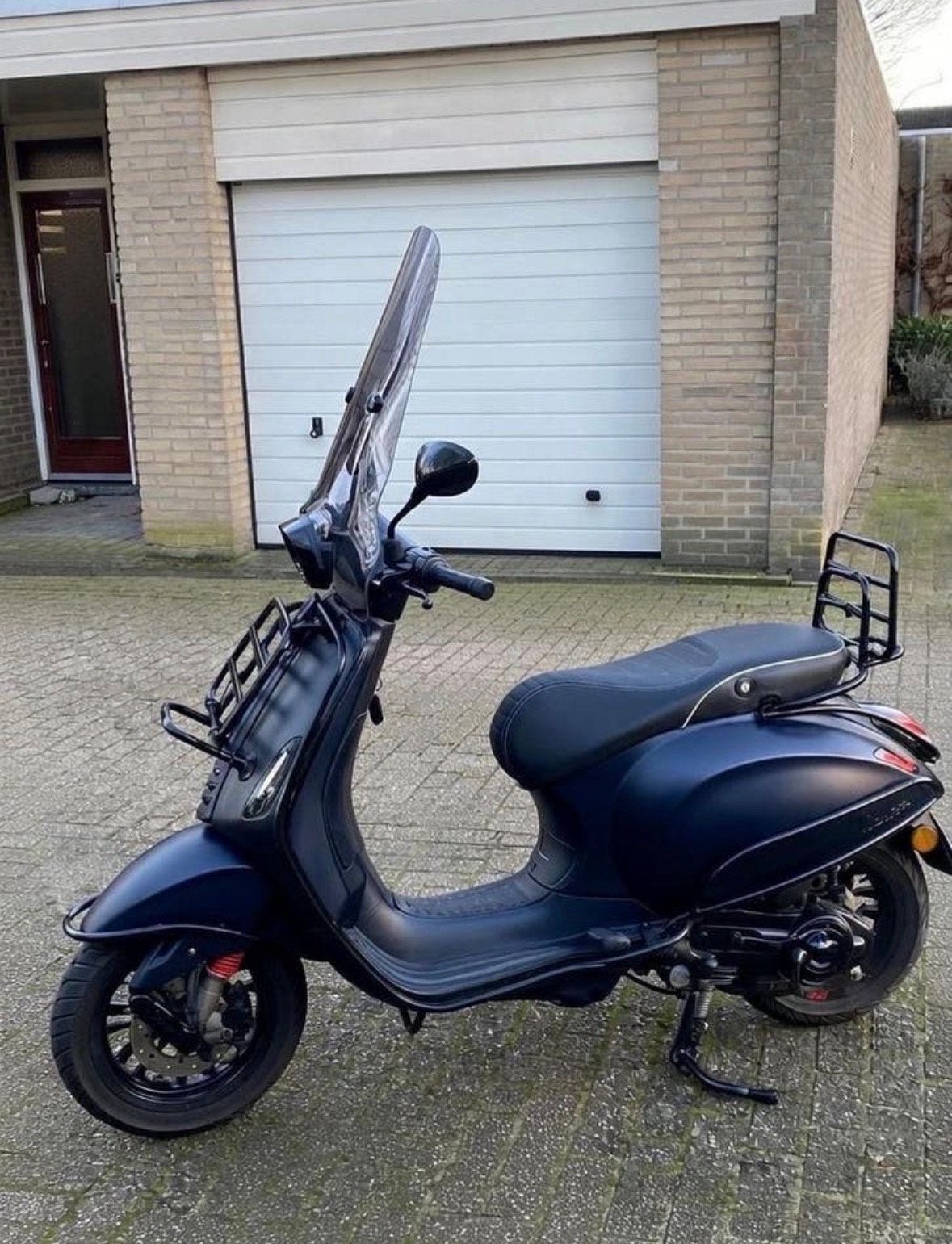 Vespa sprint full option 2017, Fietsen en Brommers, Scooters | Vespa, Ophalen, Zo goed als nieuw, Benzine, Vespa S