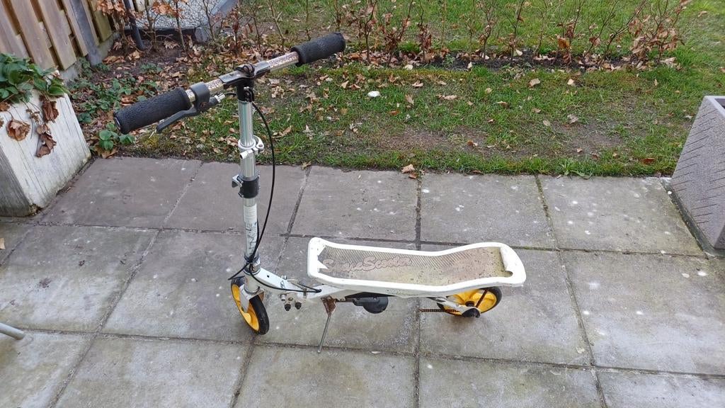 Spacescooter met gebruikerssporen, Fietsen en Brommers, Ophalen, Gebruikt, Overige typen