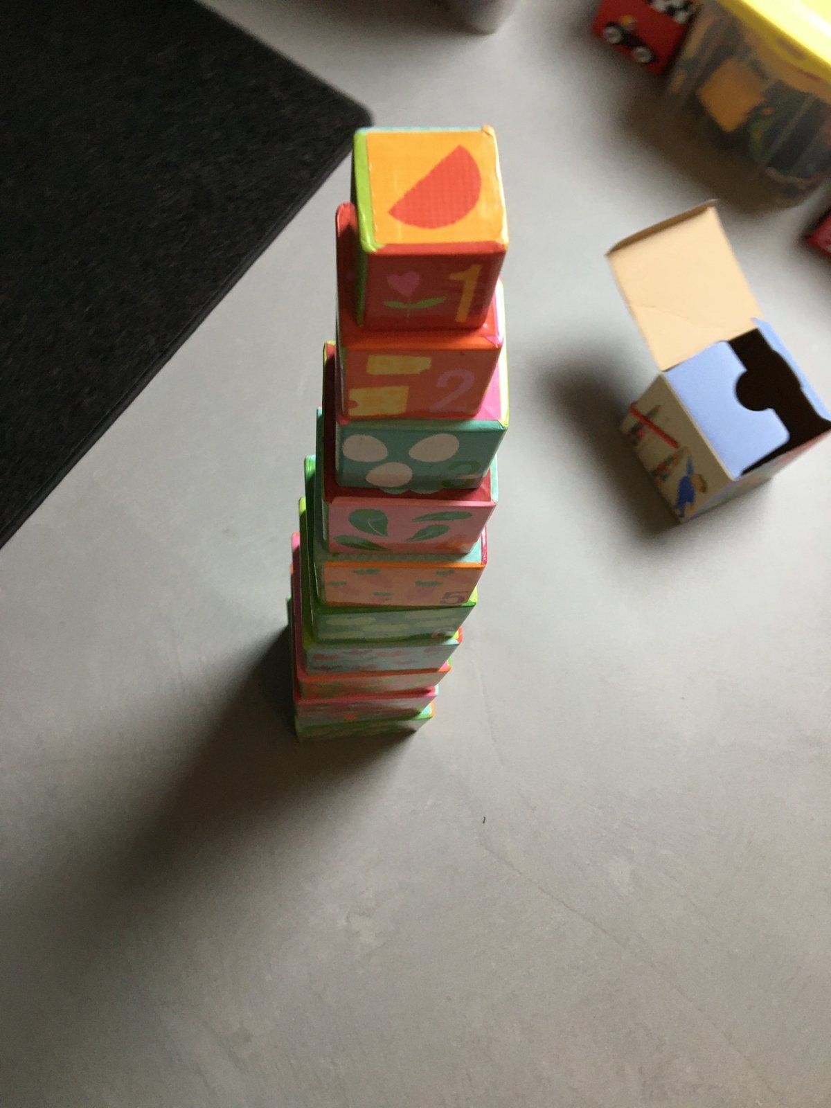 Stapelblokken met dieten en cijfers Heel dik karton, Kinderen en Baby's, Ophalen of Verzenden, Nieuw, Taal en Lezen