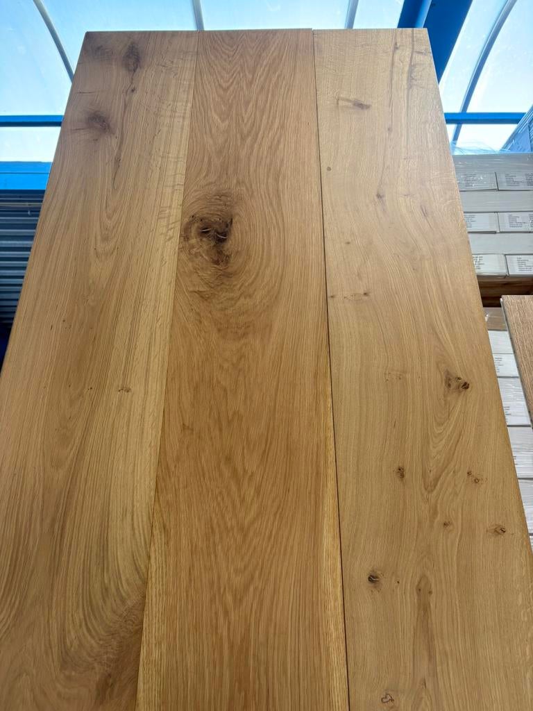 1000m2 eiken houten vloer 30 breed €65 pm2 behandeld parket, Parket, Nieuw, Ophalen of Verzenden, 10 m² of meer