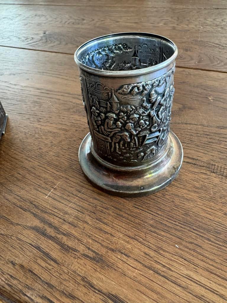 Antiek verzilverd lepelvaasje met oud Hollands tafereel, Ophalen of Verzenden
